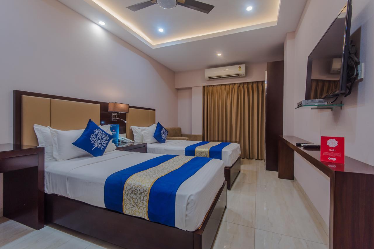 Hotel Godwin - Colaba Мумбай Екстериор снимка