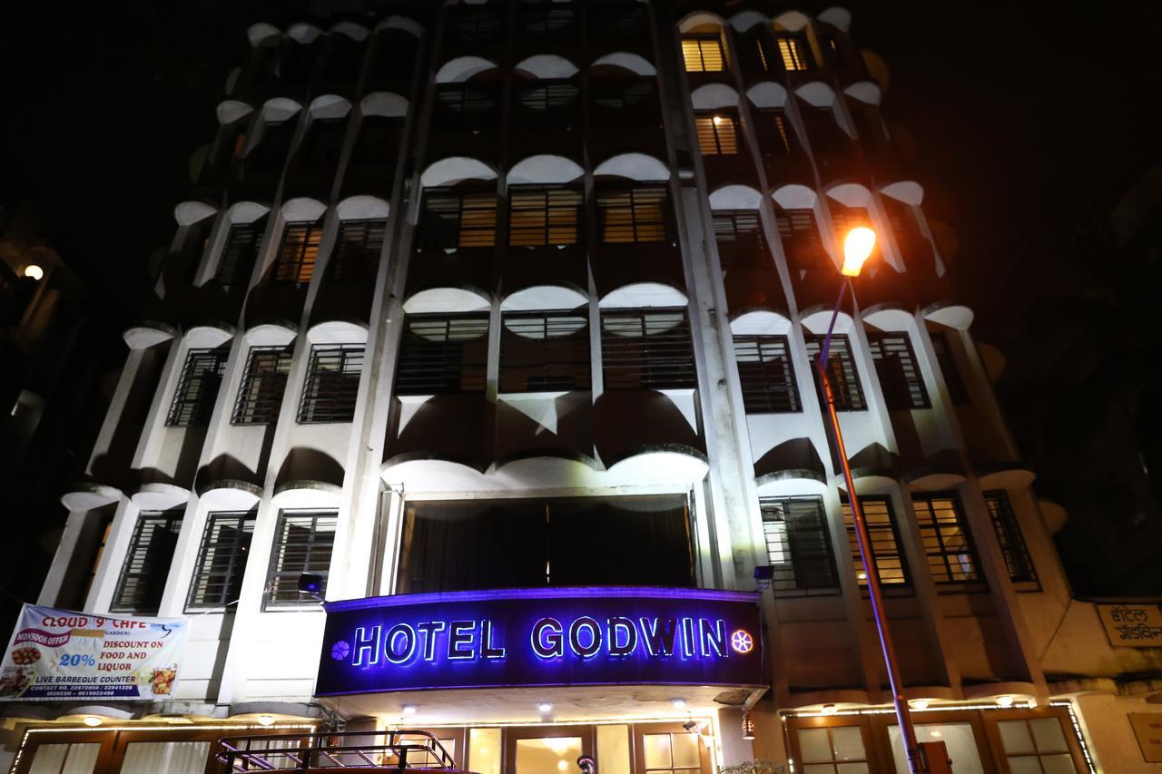 Hotel Godwin - Colaba Мумбай Екстериор снимка