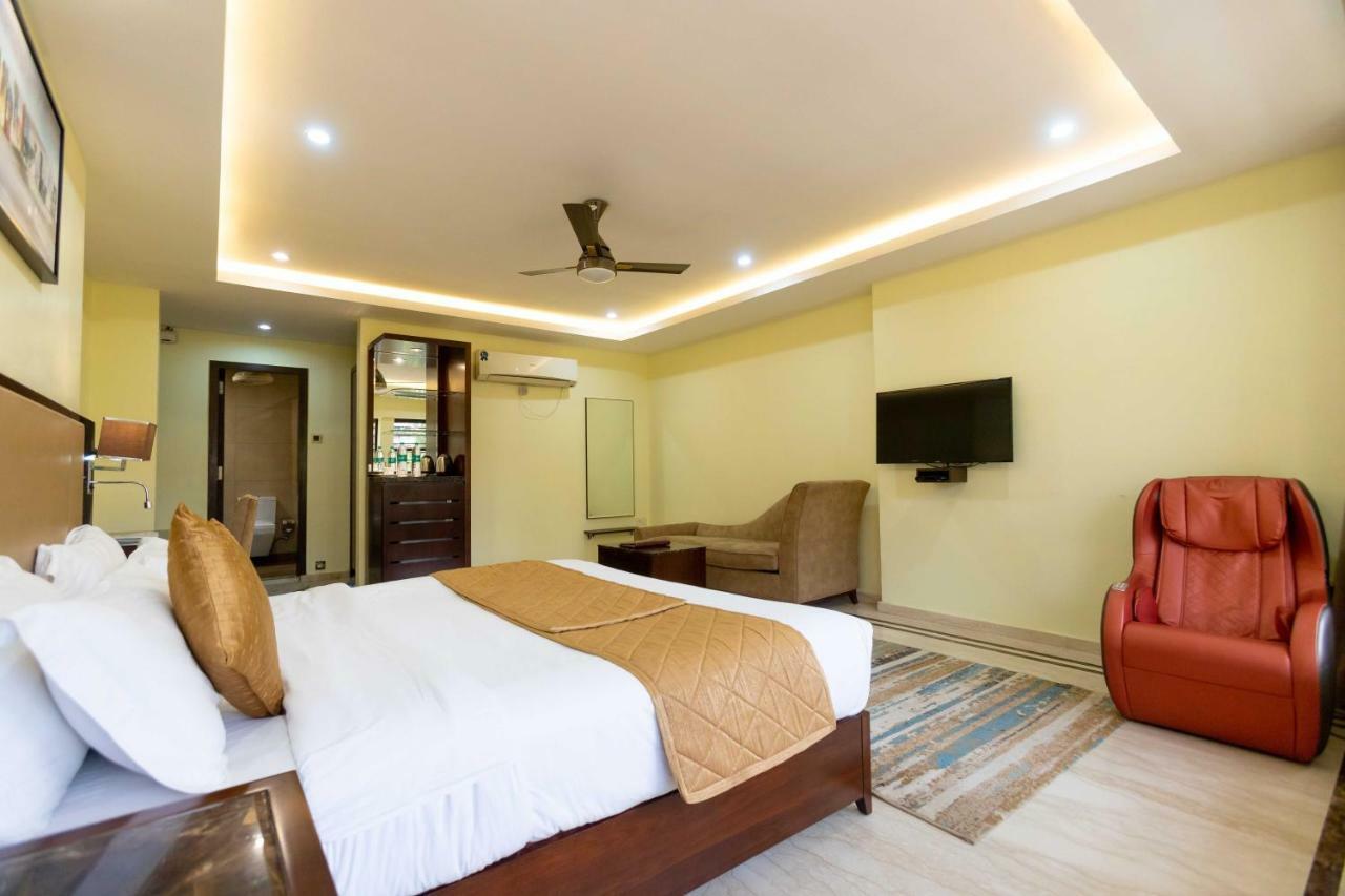 Hotel Godwin - Colaba Мумбай Екстериор снимка